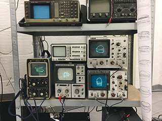 Ted Davis: Oszilloscope