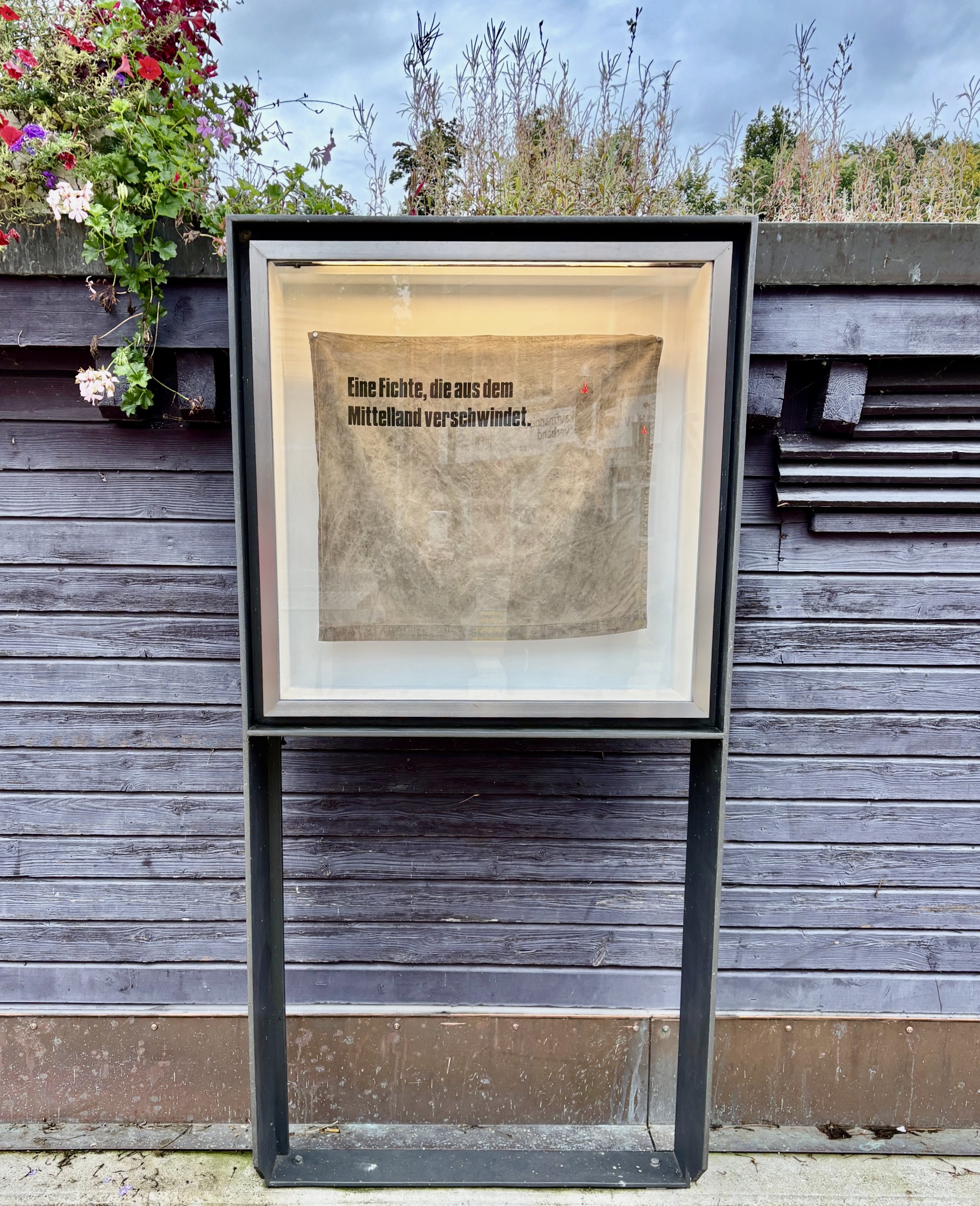 7.12.2025: Finissage der Ausstellung von Hemauer/Keller in den Kunstkästen post thumbnail image